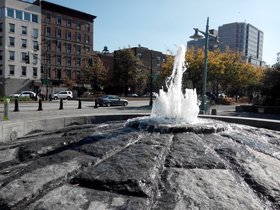 30-fountain.jpg